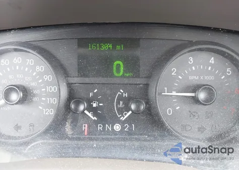 2008 Mercury Grand Marquis Ls z USA, uszkodzony, nr VIN 2MEFM75V78X606712